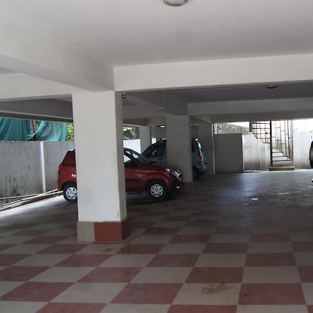 Hotel Siroy Classic Guwahati Exterior foto